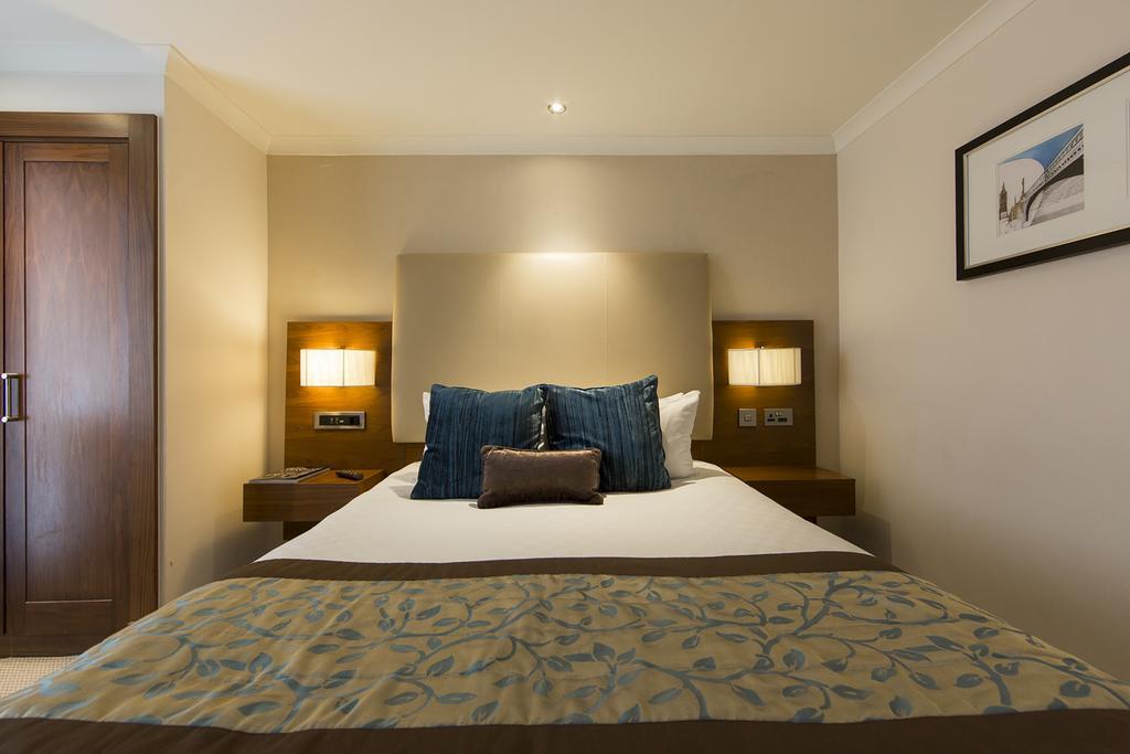 Thistle London Piccadilly Exterior foto